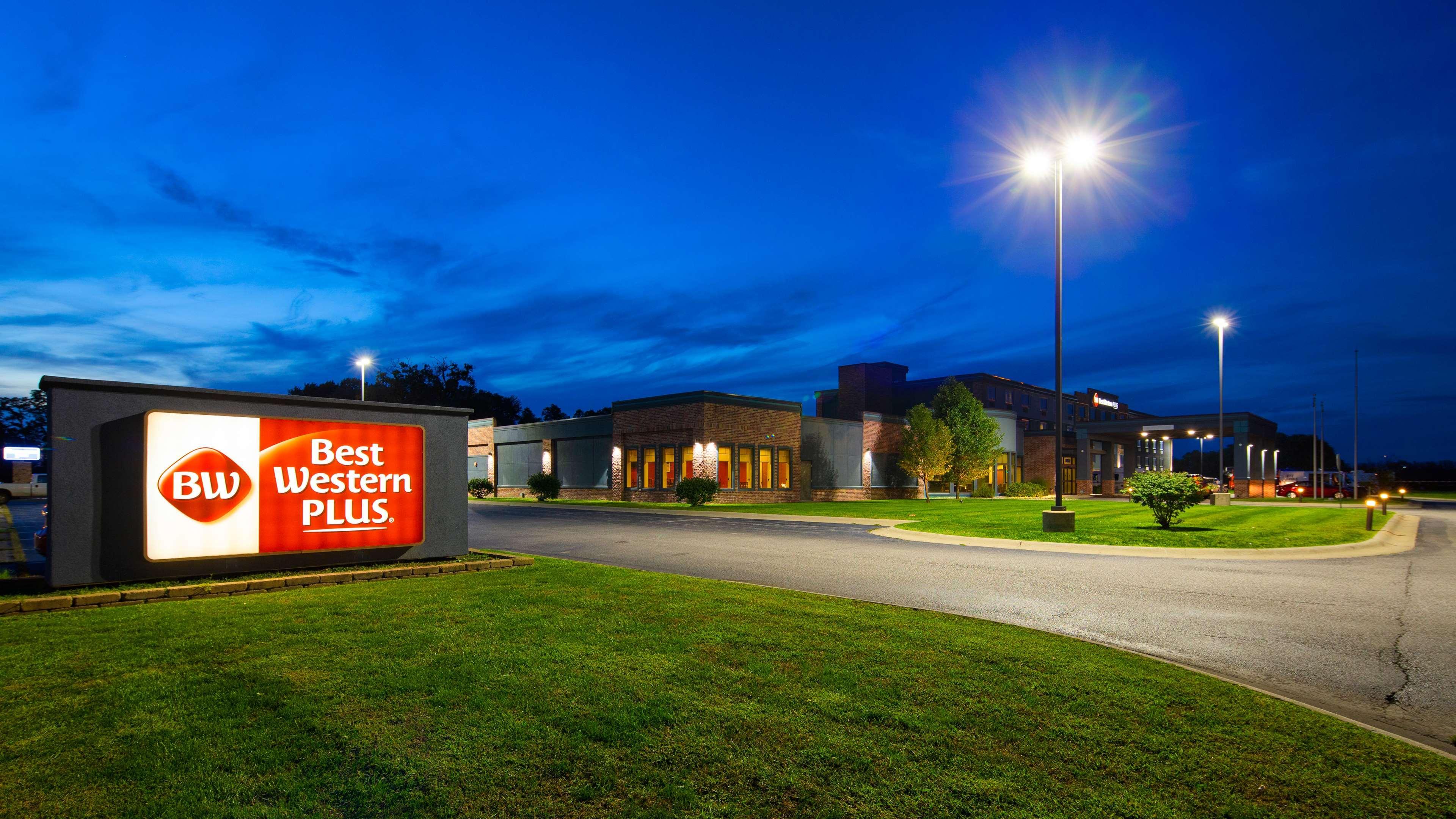 Best Western Plus Portage Hotel&Suites Exterior foto