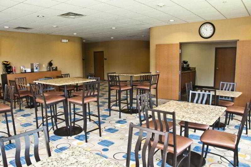Best Western Plus Portage Hotel&Suites Exterior foto